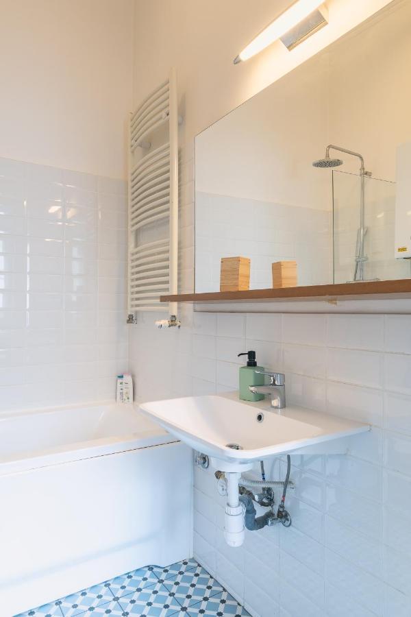 Bright & Spacious Loft With Basilica View บูดาเปสต์ ภายนอก รูปภาพ